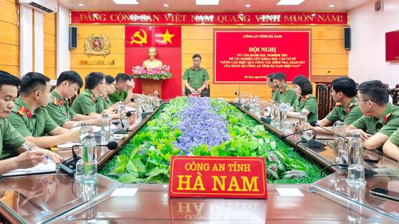 Nghiệm thu Đề tài khoa học cấp cơ sở “Nâng cao hiệu quả công tác kiểm tra, giám sát của Đảng bộ Công an tỉnh Hà Nam hiện nay”