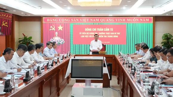 Tăng cường phòng, chống lãng phí nhằm kiểm soát quyền lực,  bảo vệ nền tảng tư tưởng của Đảng trong kỷ nguyên mới