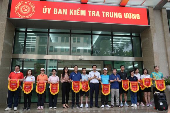 Hội thao chào mừng thành công Đại hội đại biểu Đảng bộ Cơ quan Ủy ban Kiểm tra Trung ương nhiệm kỳ 2025-2030
