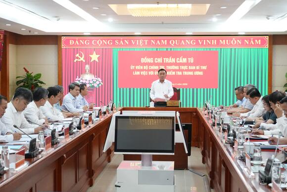 Đồng chí Trần Cẩm Tú, Ủy viên Bộ Chính trị, Thường trực Ban Bí thư làm việc với Ủy ban Kiểm tra Trung ương