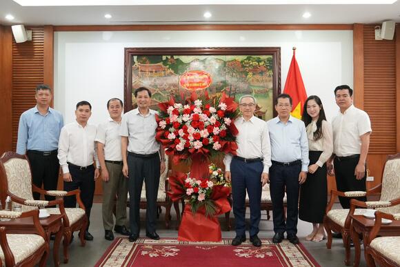 Lãnh đạo Ủy ban Kiểm tra Trung ương chúc mừng Bộ Văn hóa, Thể thao và Du lịch và các cơ quan báo chí nhân kỷ niệm 101 năm Ngày Báo chí Cách mạng Việt Nam